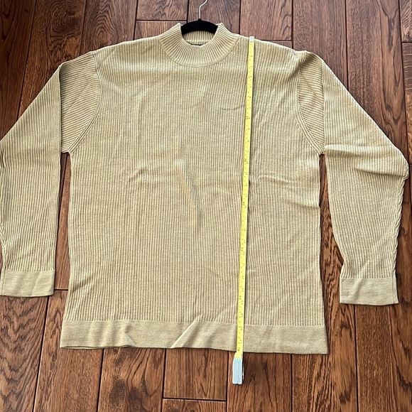 SALE! NWT Claiborne Mock Neck Lightweight Sweater - Picture 4 of 4